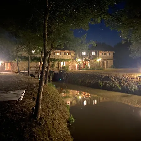 Летний дом Le Moulin Samsara Homps (Gers)