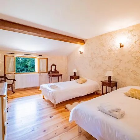 Le Moulin Samsara Gospodarstwo wiejskie *